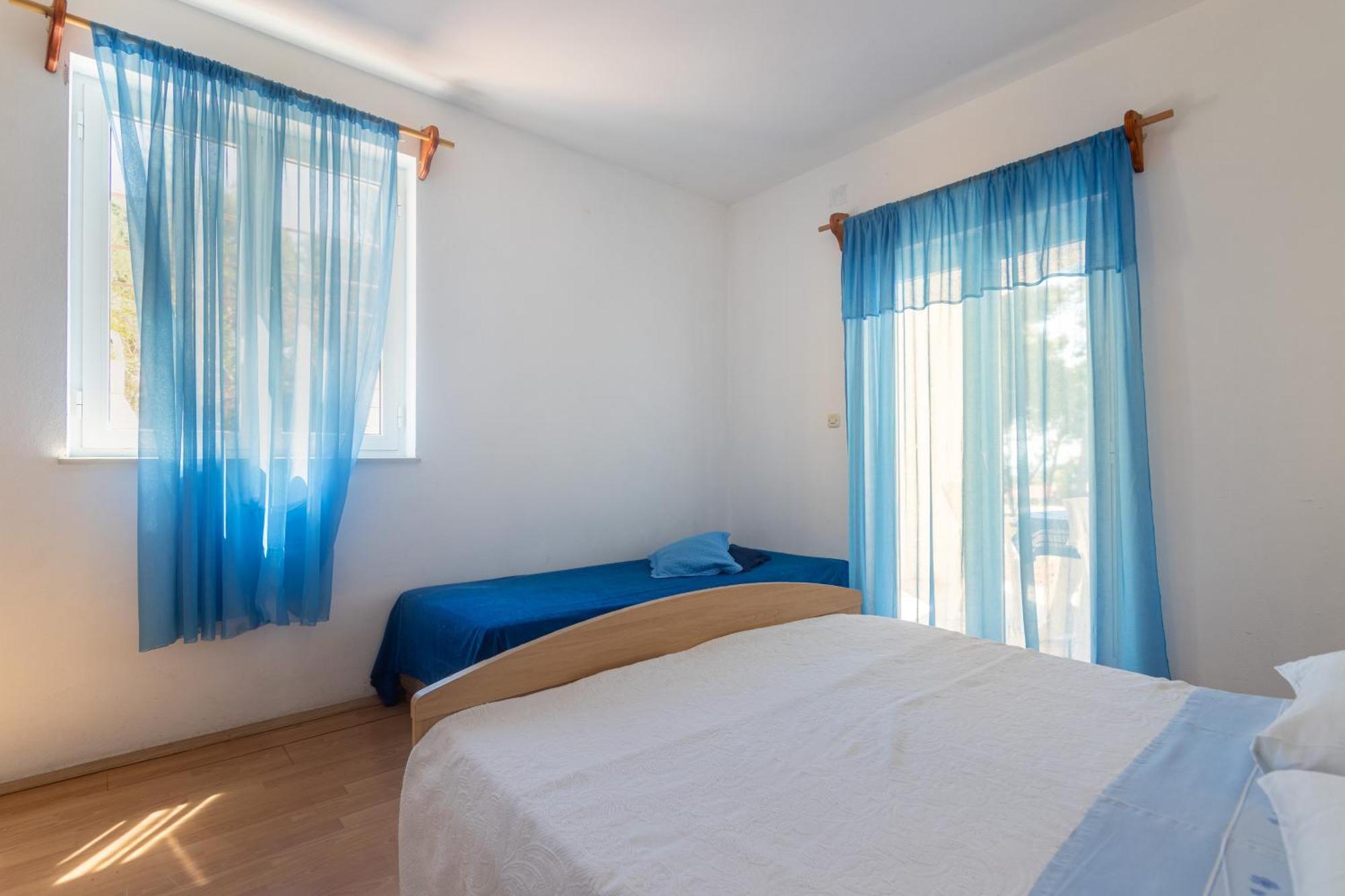 Apartments With A Parking Space Ivan Dolac, Hvar - 15784 Room photo
